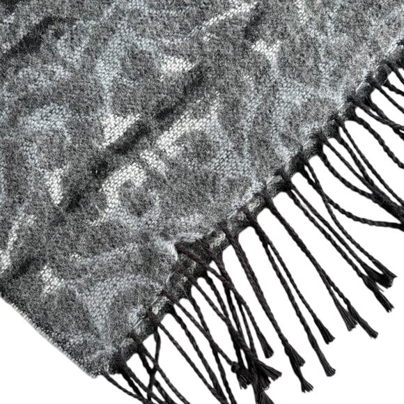 Corrierildo Italy Wool Blend Jacquard Shawl Wrap Gray Fringe Boho Cozy Winter - Picture 5 of 7